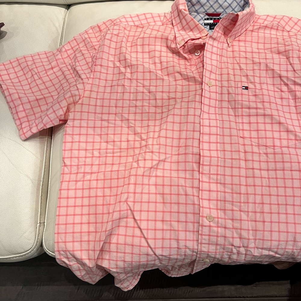 NWOT Hilfiger Pink S/S Dress shirt